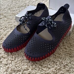 Ilse Jacobsen Hornbaek Navy Blue & Red Women's Shoes size 38 US 7.5-8 New in box